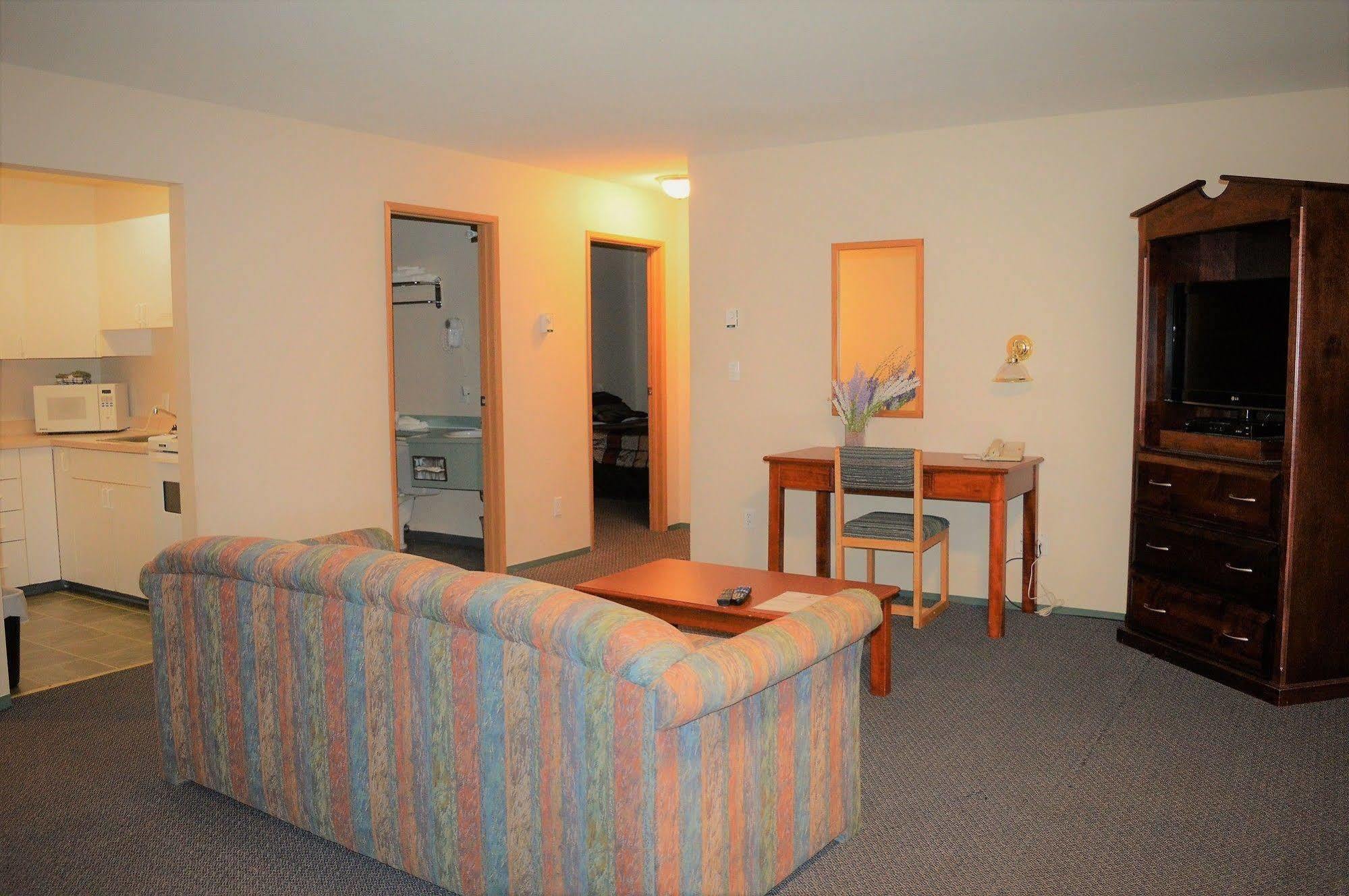 แทรเวลลอดจ์ บาย วินด์แฮม แมคไบรด์ Motel McBride ภายนอก รูปภาพ